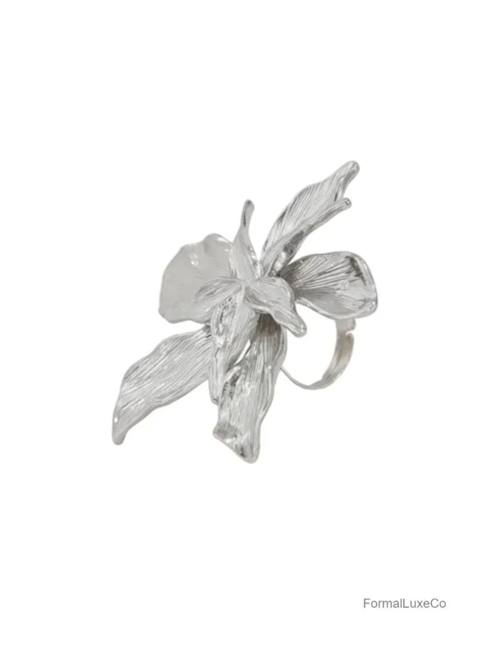 Large Chunky Flower Ring for Women, Statement Petal Ring, Unique Exaggerated